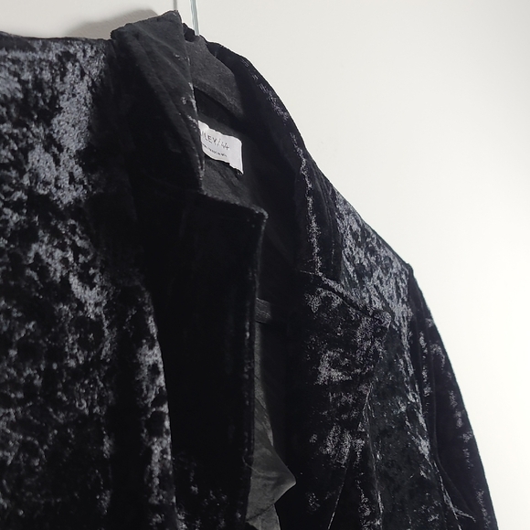 BAILEY 44 Black Velvet Women's Buttoned Blazer Size Medium - Picture 9 of 16